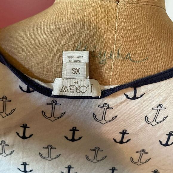 J CREW | cream with navy anchors tank top XS - Picture 5 of 7